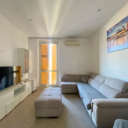 Casa Le Cinque Terre * ラ・スペツィア